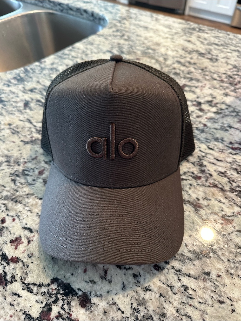 ALO Trucker Hat Espresso